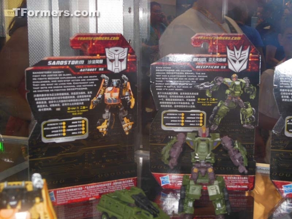 Sdcc 2012 Toys R Us Transformers Generations Asia Exclusive Legions  (49 of 141)